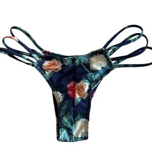 Cheeky blue Floral Bikini Bottom side straps NWT Small